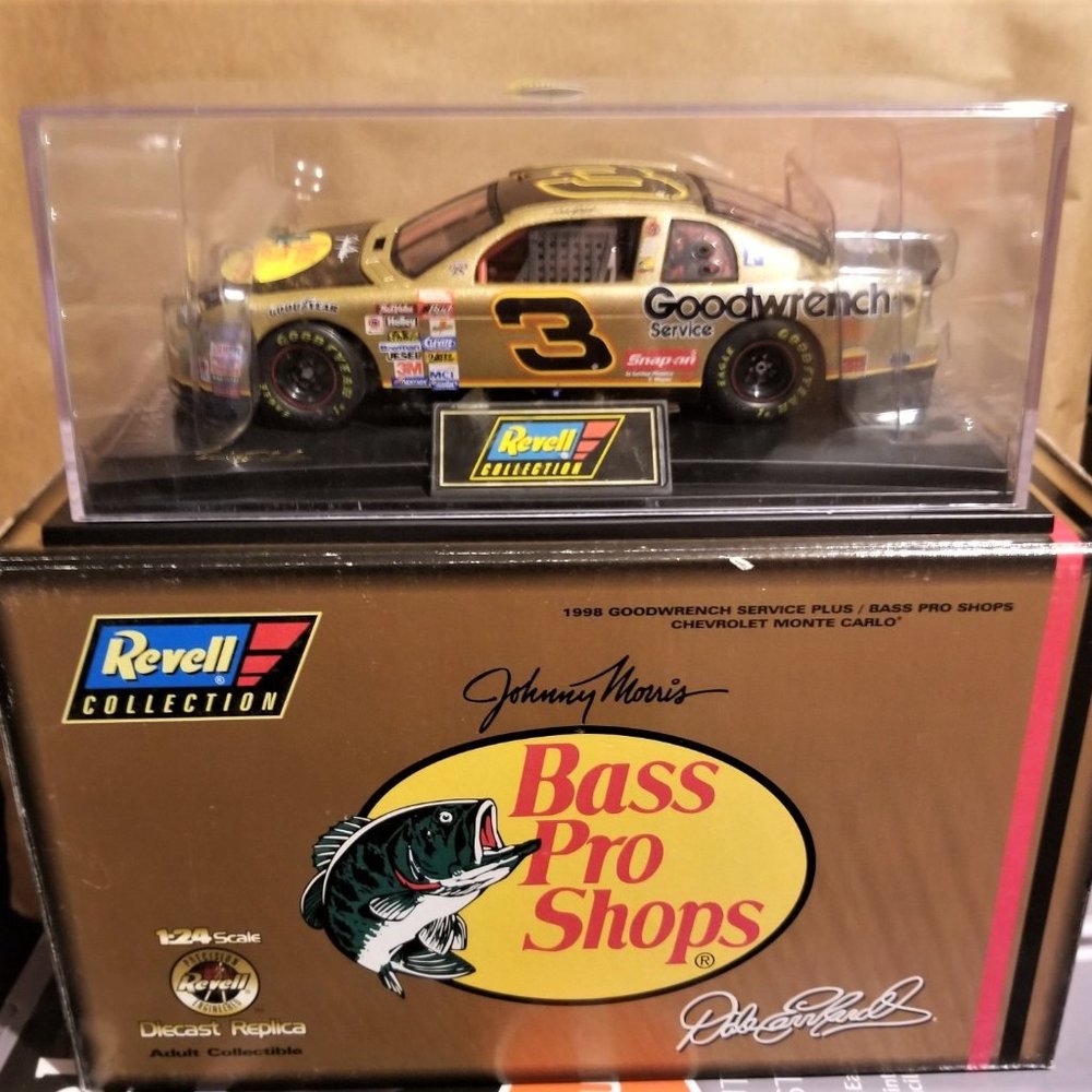 Dale Earnhardt Bass Pro Shops 1998 Monte Carlo